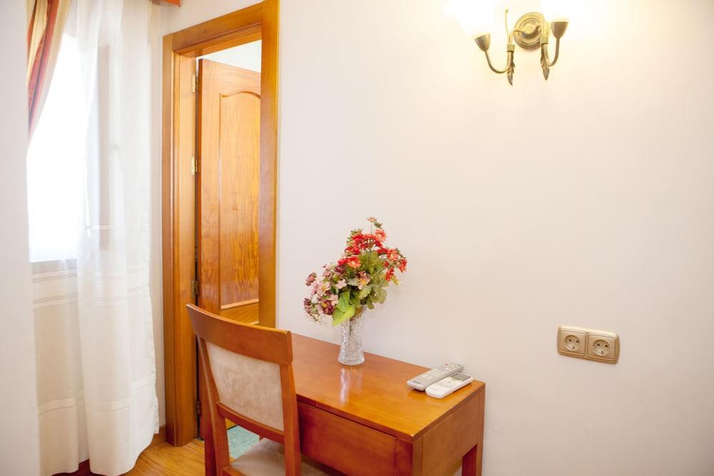 Hotel Alameda Málaga Kültér fotó